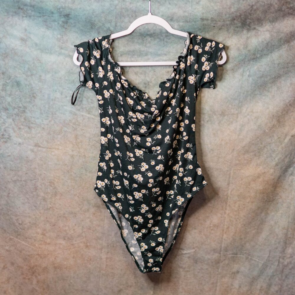 Never Worn Shein Dark Green Floral Daisy Bodysuit - Size Large